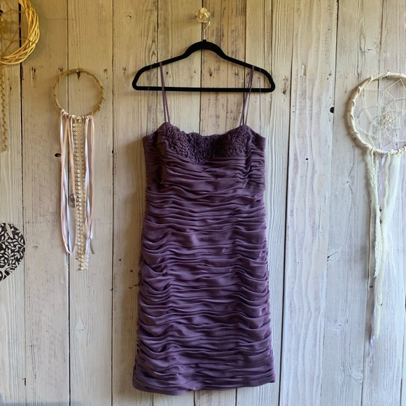 Adrianna Papell Dresses & Skirts - Adrianna Papell Violet Cocktail Dress 14 EUC Adrianna Papell Dresses & Skirts - Adrianna Papell Violet Cocktail Dress 14 EUC